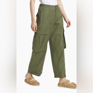 NWT FRAME Wide Leg Cargo size medium